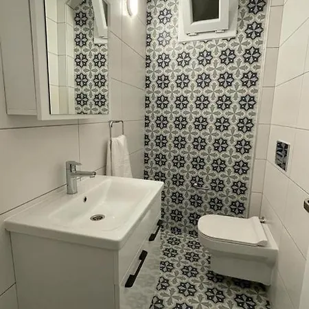 Ln Suites Φετιγιέ